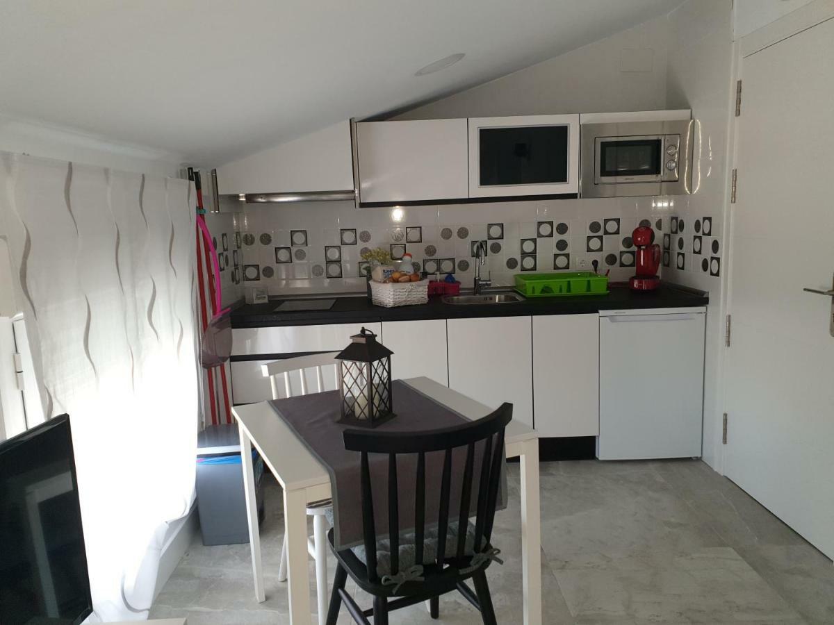 Apartamentos Hostal Cabanas Carboneras de Guadazaon ภายนอก รูปภาพ