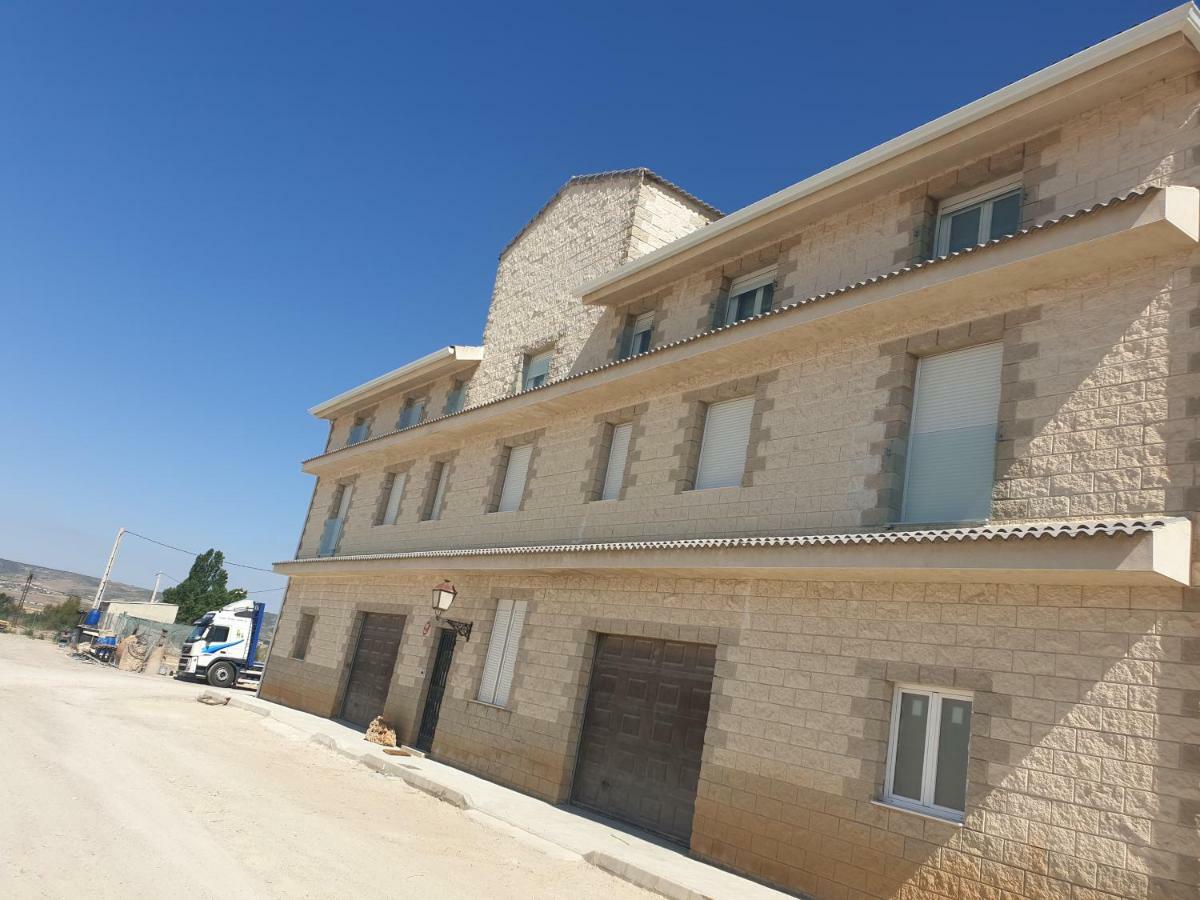 Apartamentos Hostal Cabanas Carboneras de Guadazaon ภายนอก รูปภาพ